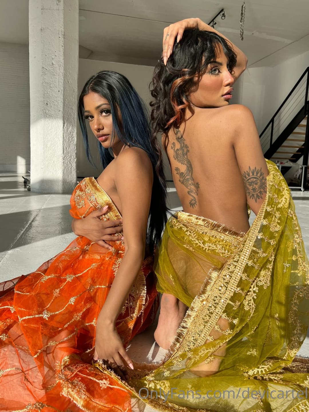 serxy indian teen playing with her pussy