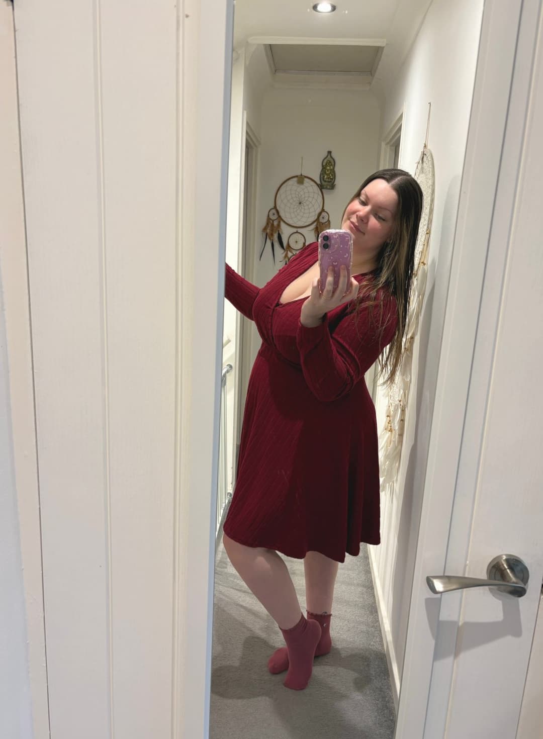 Just a slutty MILF for your viewing pleasure