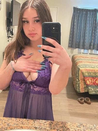 18 year old ex becomes an escort after breaking up