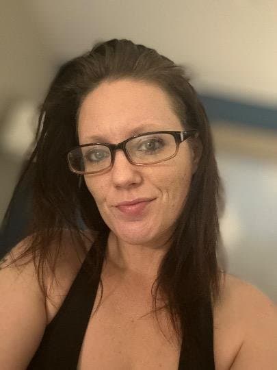 Seguidor Envía Su Esposa Por que ella le pidio Que lo haga Esposa quiere Trio Madura Culona tetotas