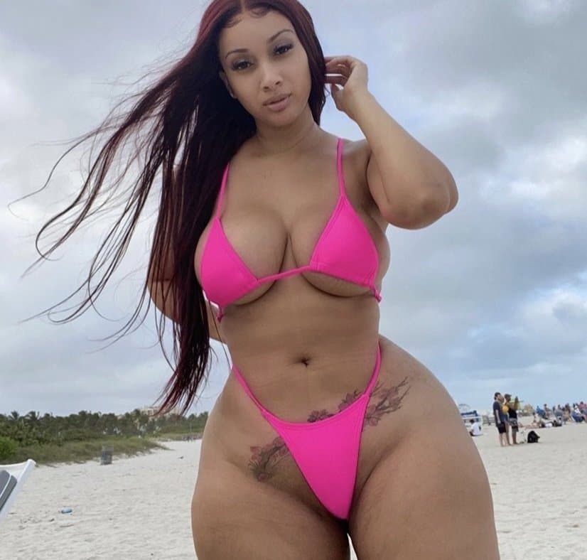 Wanna see her butthole? Call her the N word if you wanna see it.