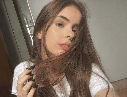 Young hot slut, amazing faceporn. Big boobs