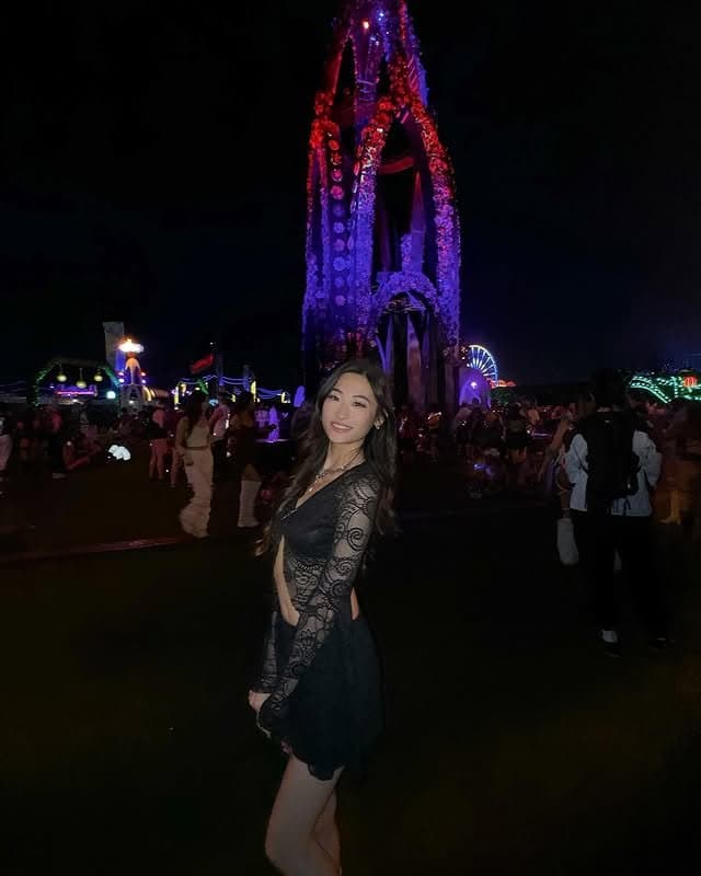 Sexy petite ABG teen Pauline