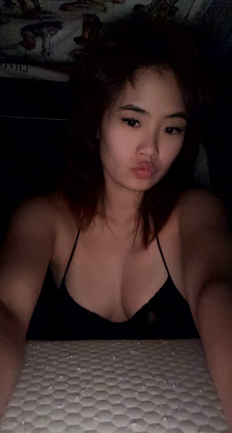 Late night thoughts or late night thirst traps