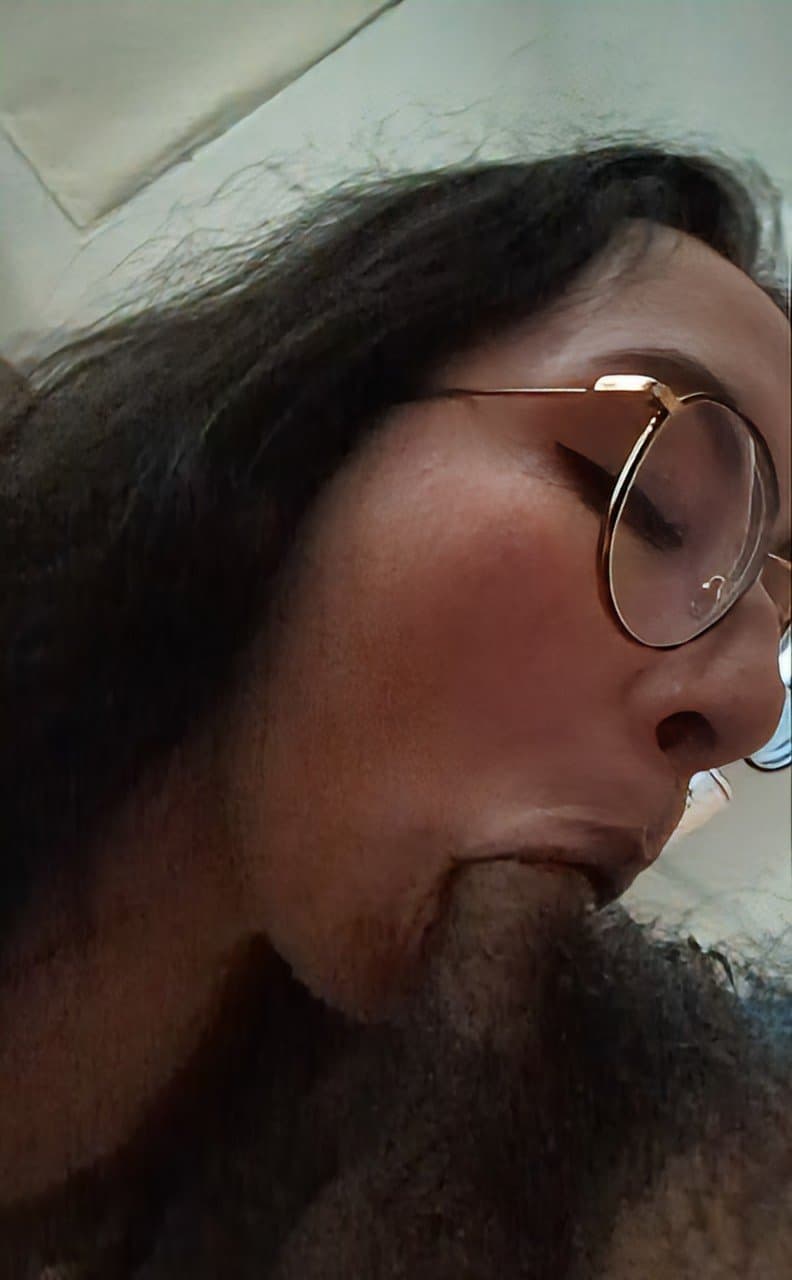 Ariel Webslut Wife Sucking Dick ?