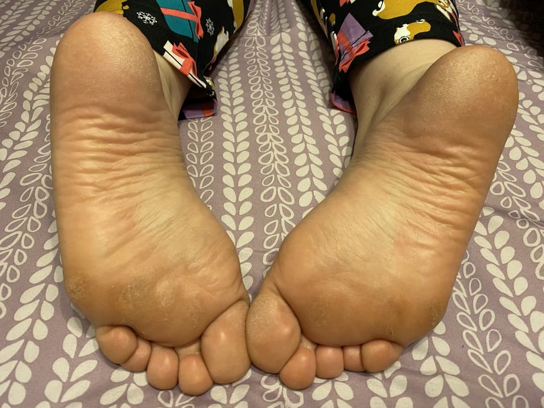 Krysta Marie Black, 30, Maine, Size 7 Feet