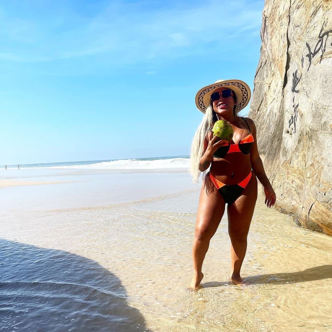 Click to view full size Aylla Gattina Trans Sexy Gostosa Cavala