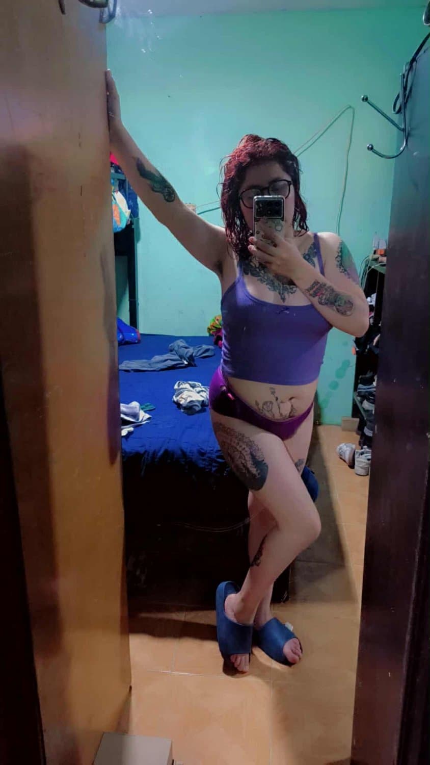 Click to view full size Puti esposa