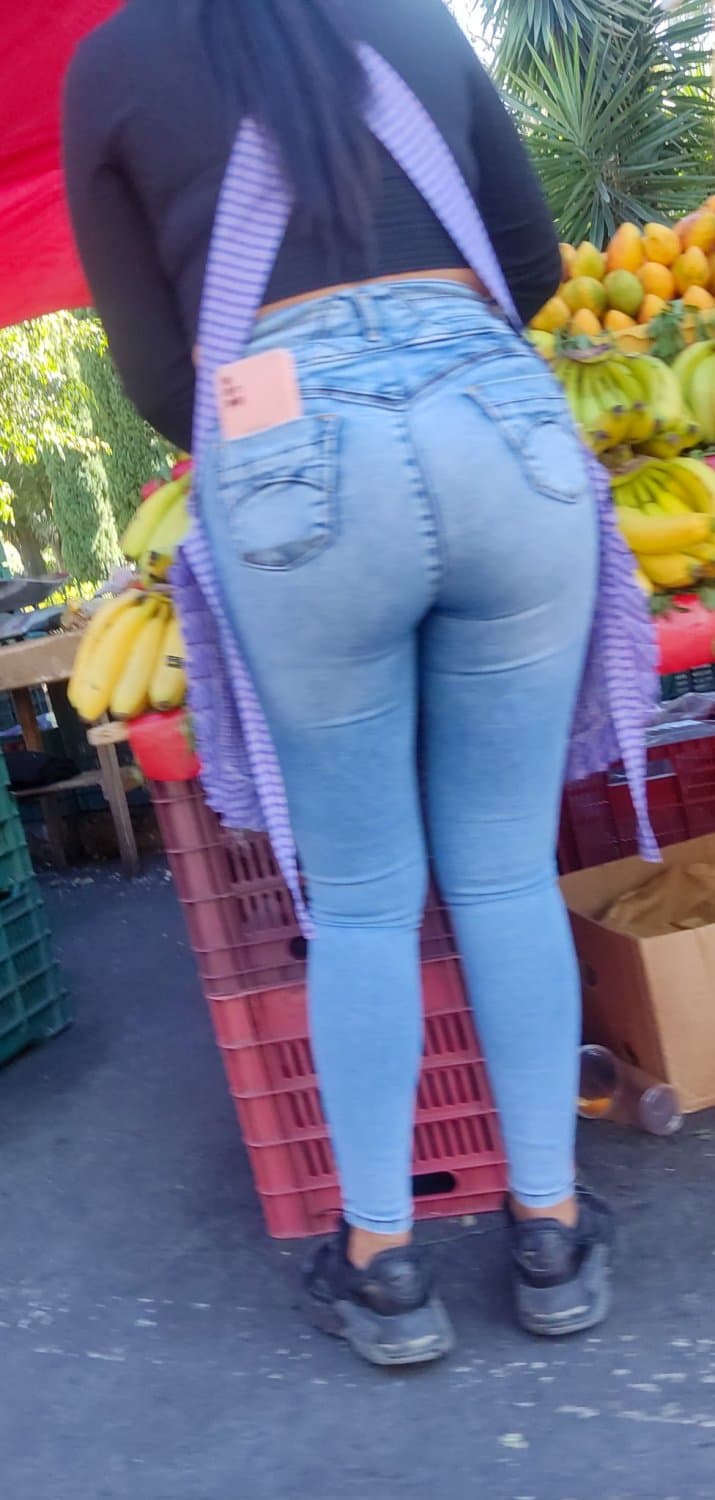 Click to view full size Culos lindos callejeros