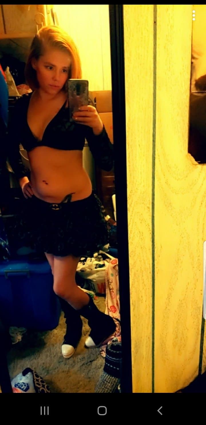 More of that Midwest slut Candy again