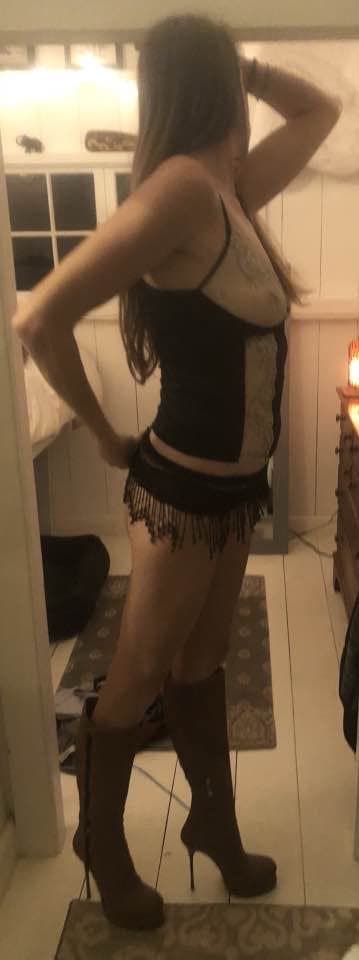 Bi hotwife Beth, 43, SC. For similar treatment kik prisonerofyou