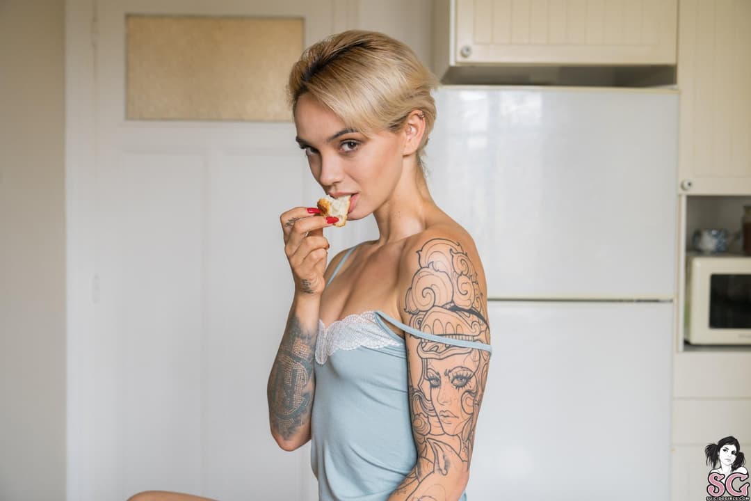 Witchy Pixie - Suicide Girls