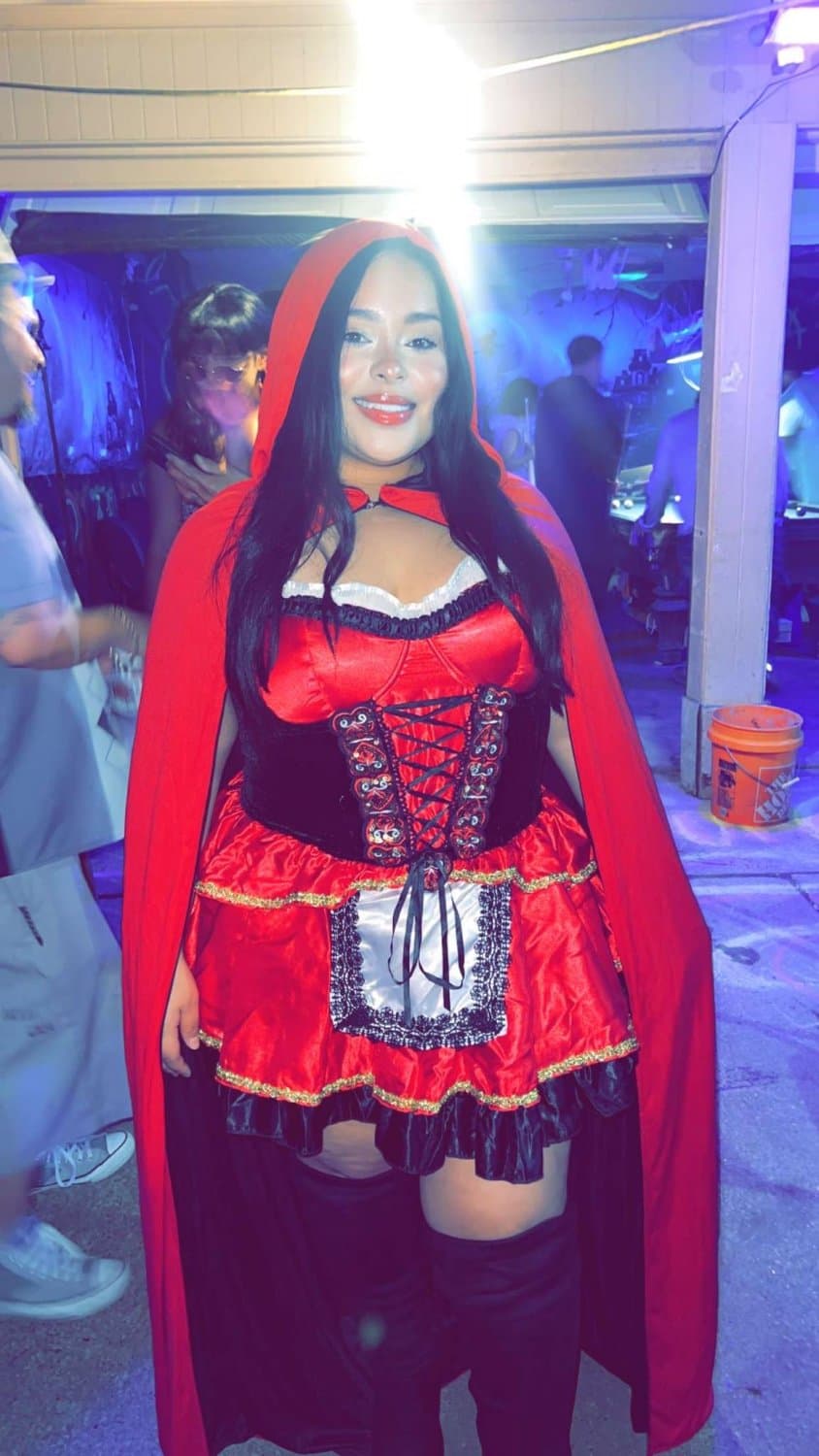 latina milf AbiTeran SFW