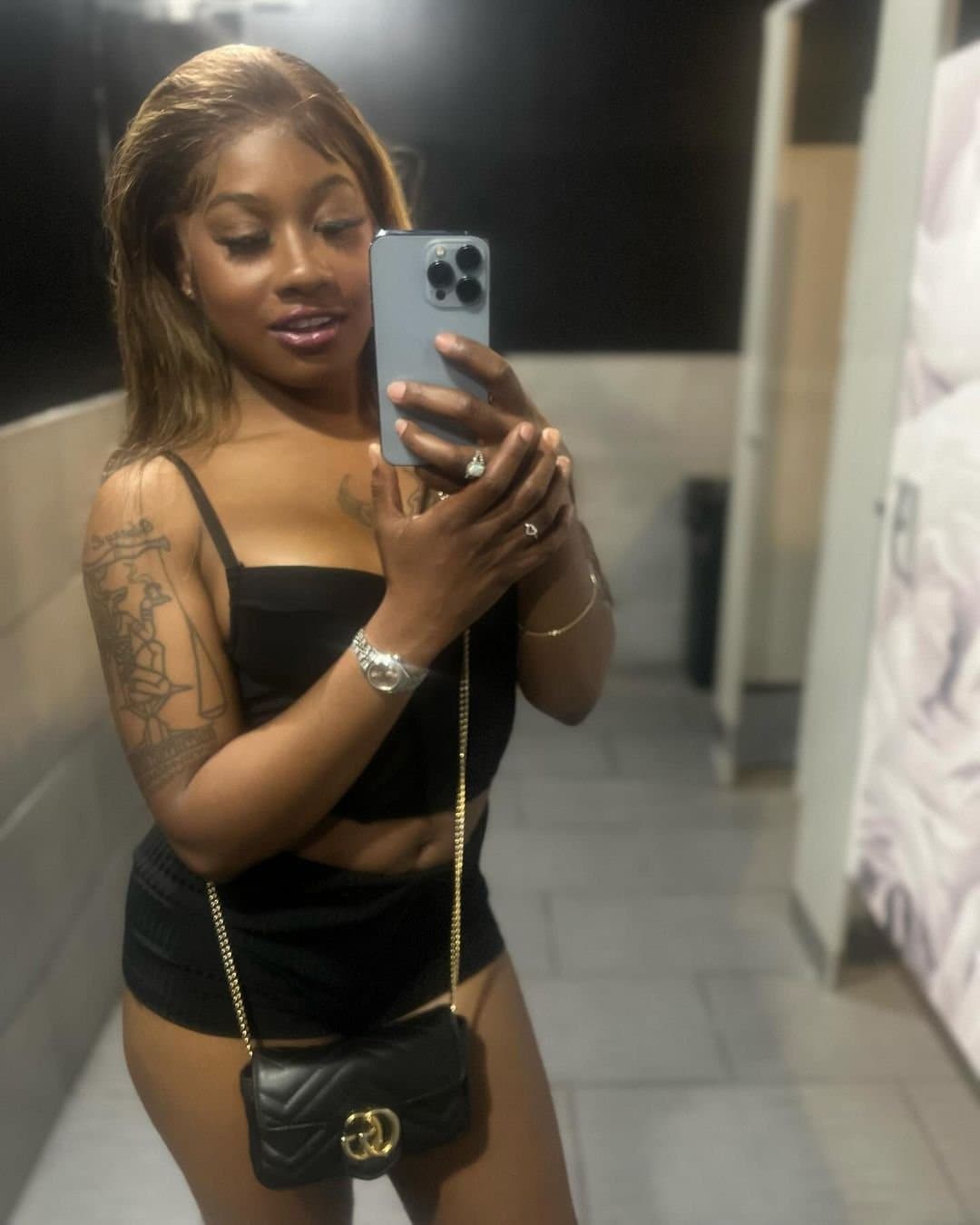 Hogany Sexy Ebony Stripper