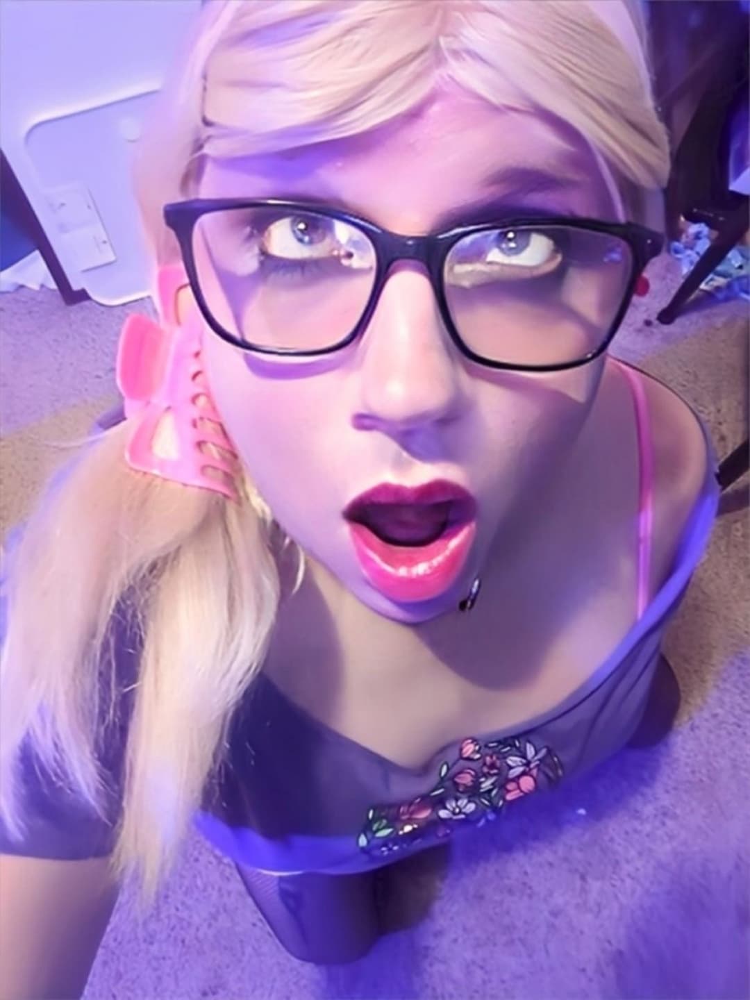 Sissy Fluffy craves exposure humiliation on display as a cumdoll for men’s enjoyment kik-FluffyD0ll