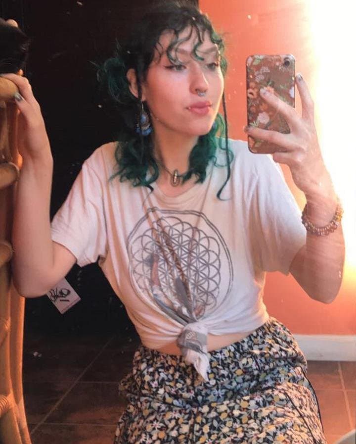 Dumb young teen slut Kiki loves taking BBC and choking cock big ass petite waist dick sucking lips