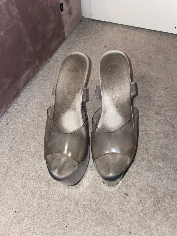 Click to view full size Chinese feet/shoes/socks/tights