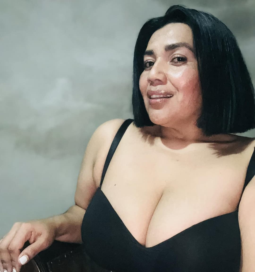 Azul Chaparro - https://www.facebook.com/azulchaparrro - https://www.instagram.com/azulkelson