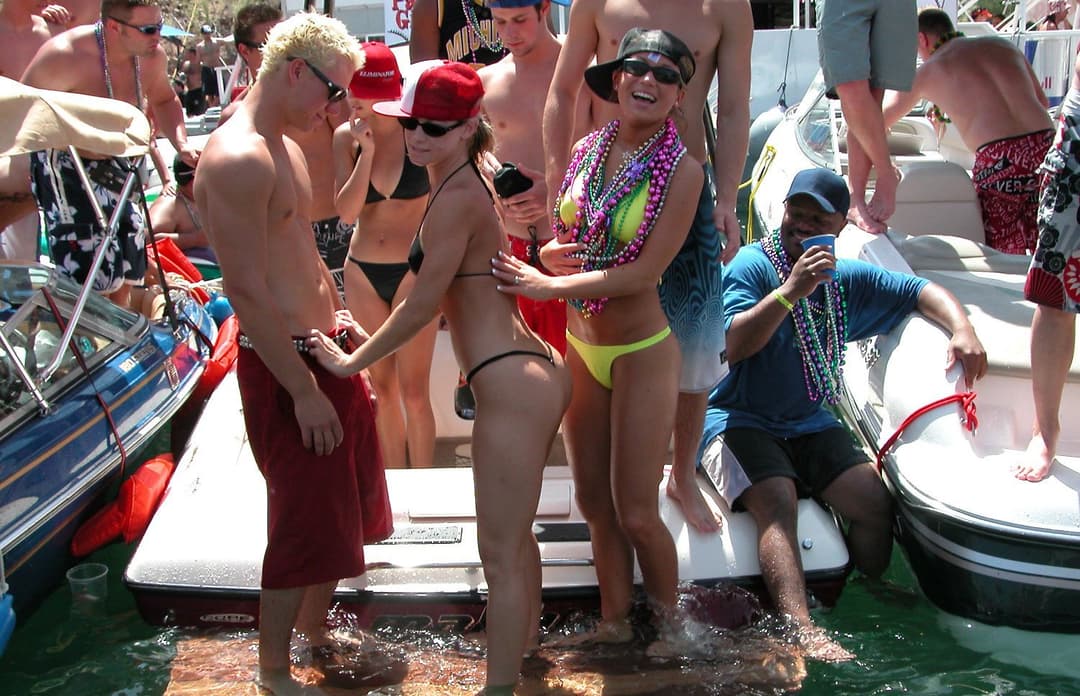 Unknown Hottie, Lake Havasu Memorial Day Weekend 2003 Pt. 1