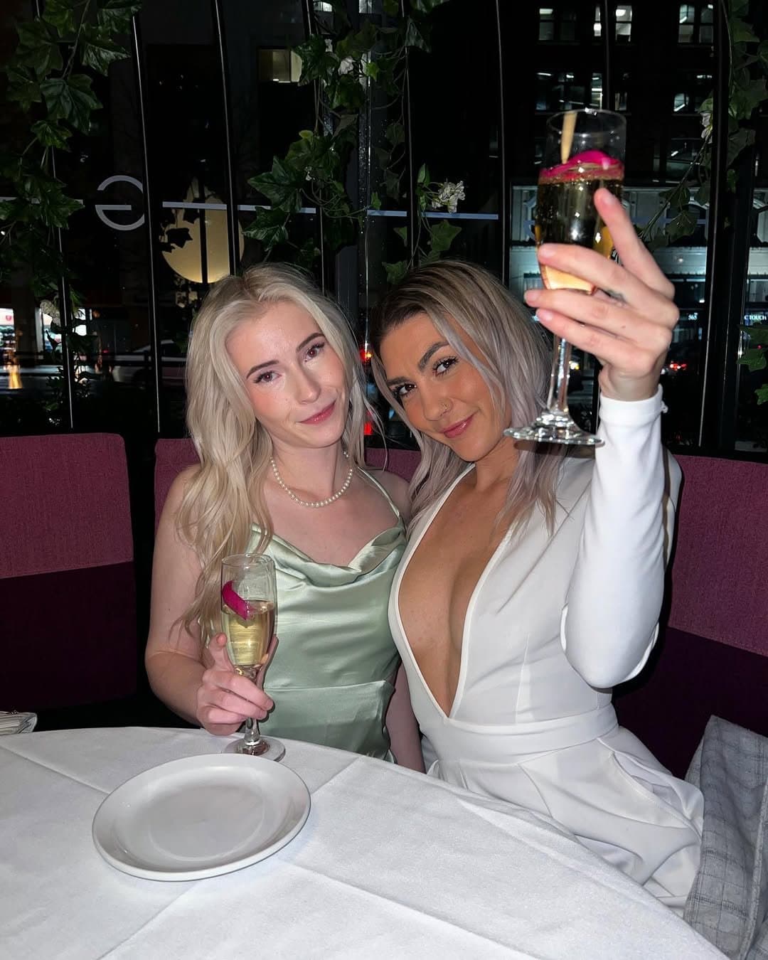 Friends that thot together stay together