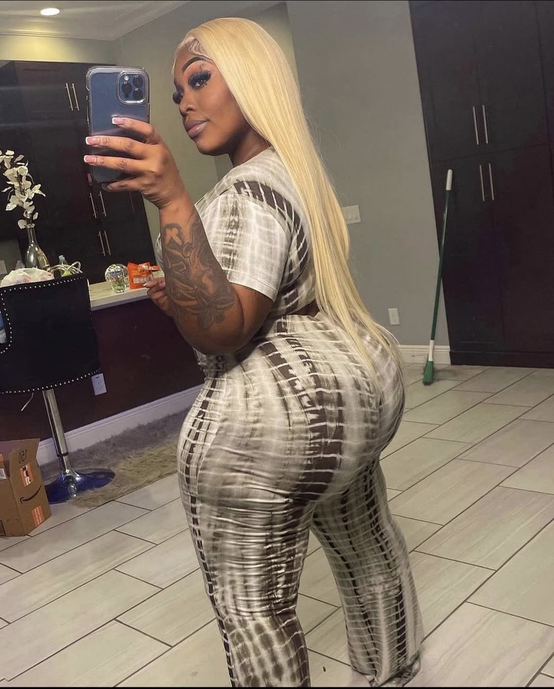 Heavy booty Bbw goon meat
