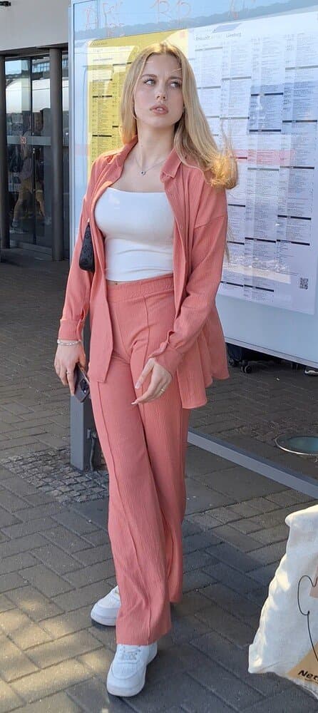 DEUTSCHE AMATEUR SCHLAMPE