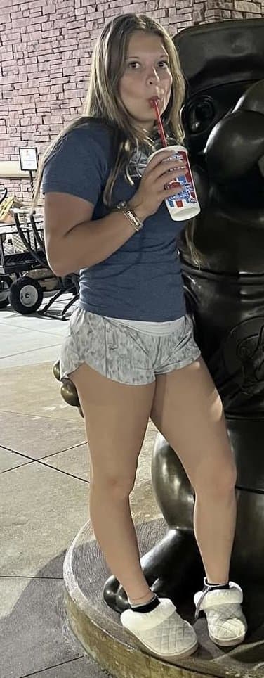 Click to view full size Brenna! - IRL Friend!