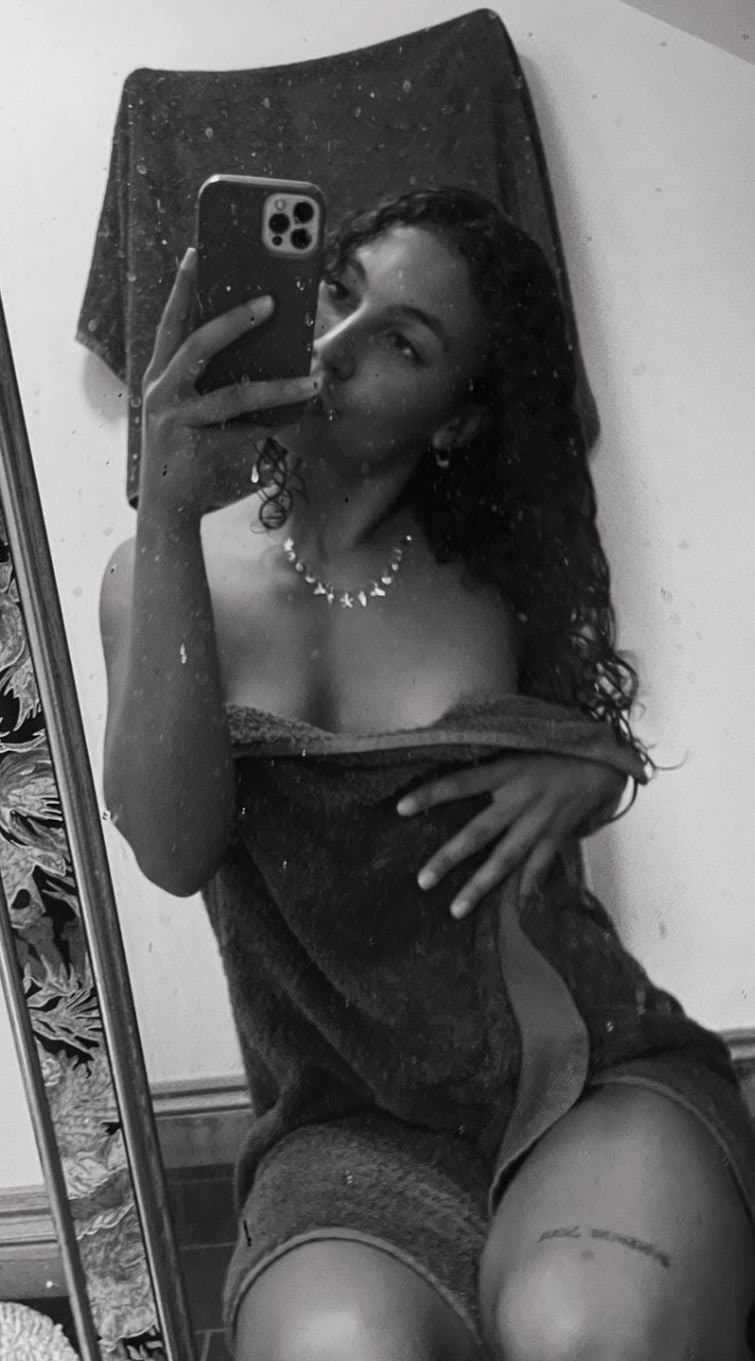 May Roma peitinho durinho adora mascar chiclete Delicia