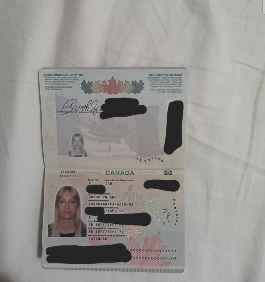 Brooklyn 27yo from Alberta Canada wants to be famous!!!