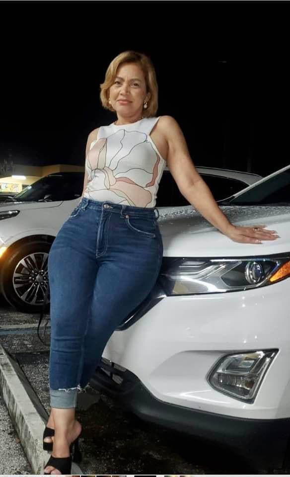 Amazing Latina milf with best hips and curves all natural