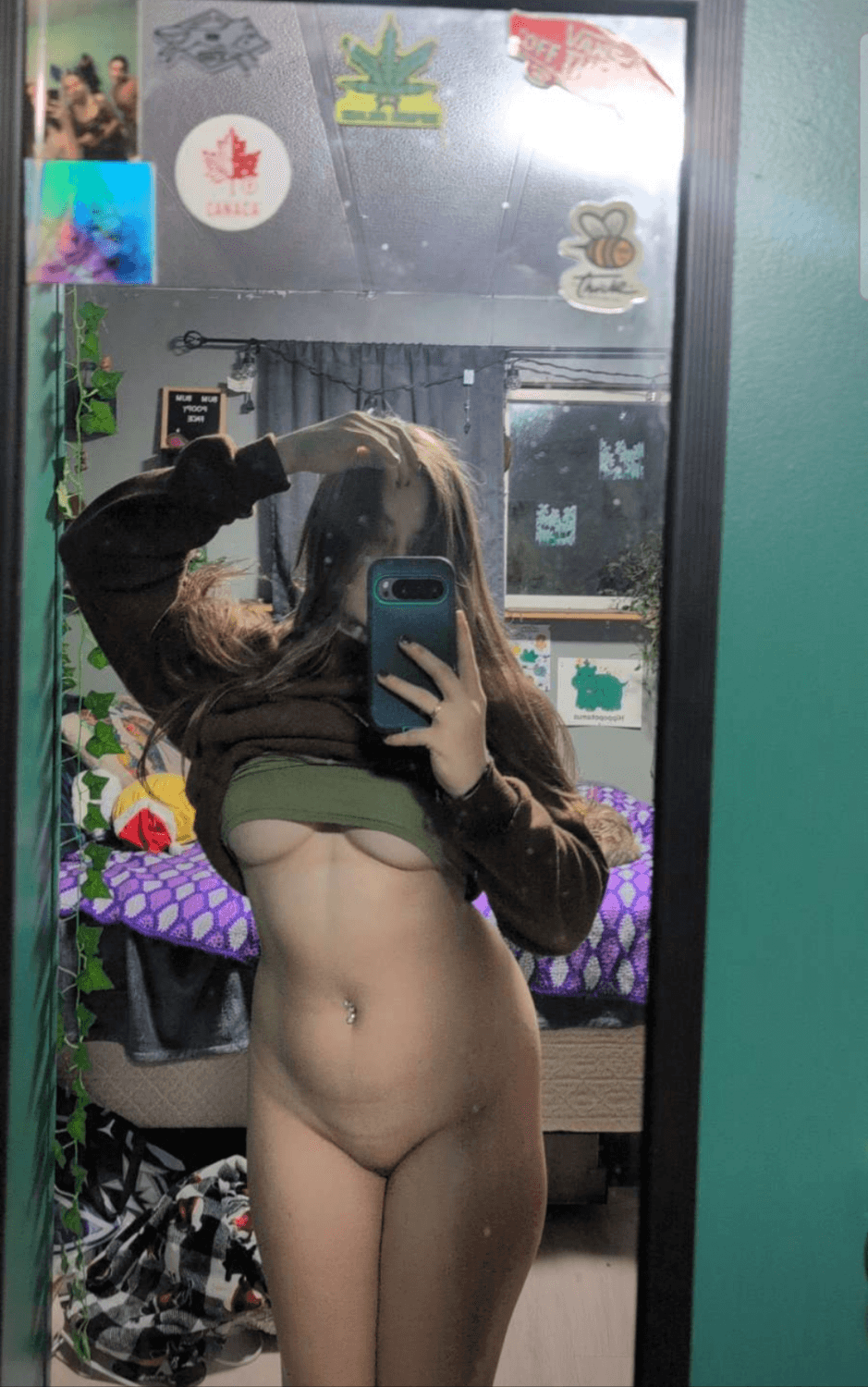 Snapchat slut needs dick. Should i drop her vids (theres a lot)? Dm me your girls or to trade.