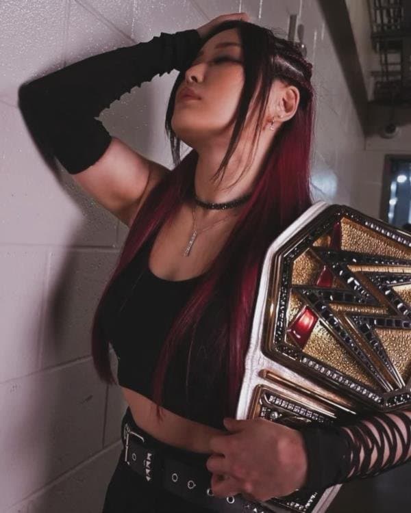 GENIUS OF THE SKY: IYO SKY ??