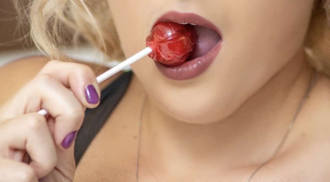 Buddy wanted his ex wife to be seen by all Jocelyn 25