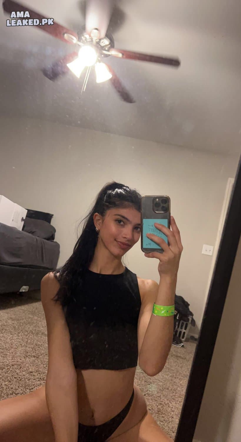 Kenzie Hayes Leaks Part 1