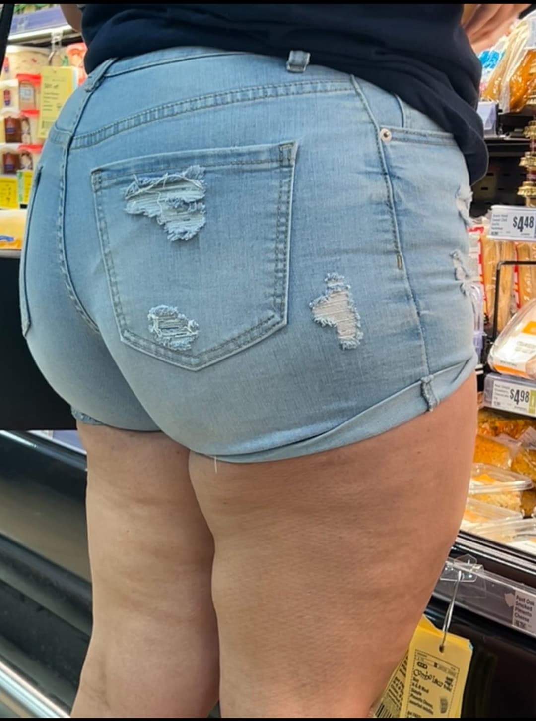Sexy BIG OL BOOTY Latina! In Jean shorts