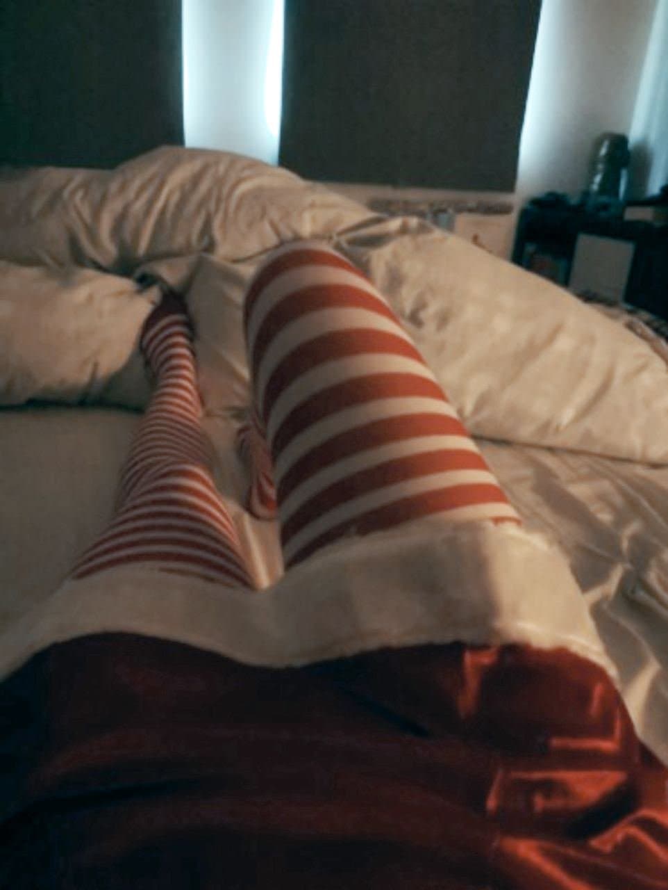 Click to view full size Hotmom