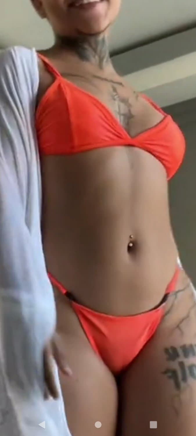 Torinha.Tô batendo muita punheta para essa mulher deliciosa