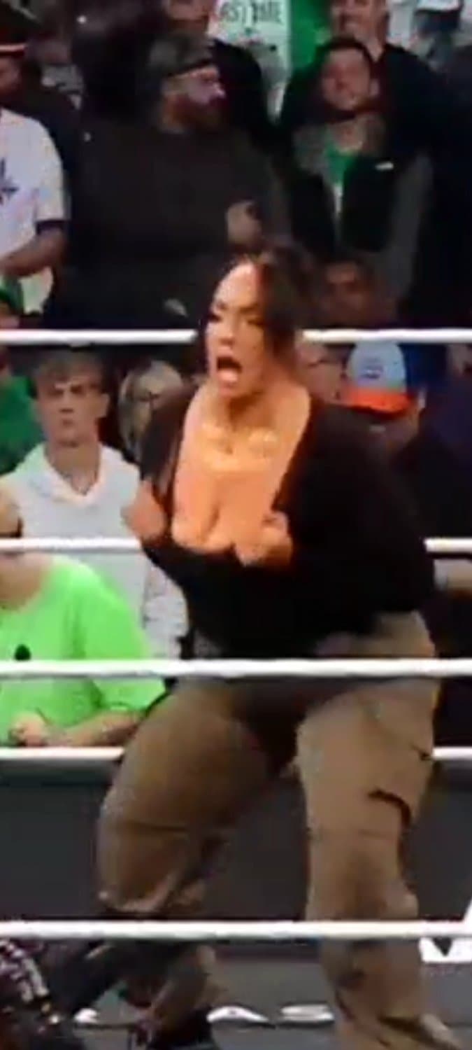 GYATT DAYUMM!!?Nia Jax Big ass titties was popping out ALL NIGHT!!???