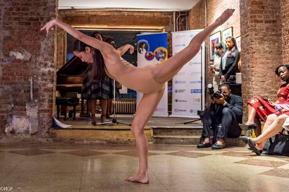 Click to view full size Carolyn is a ballerina turned slut