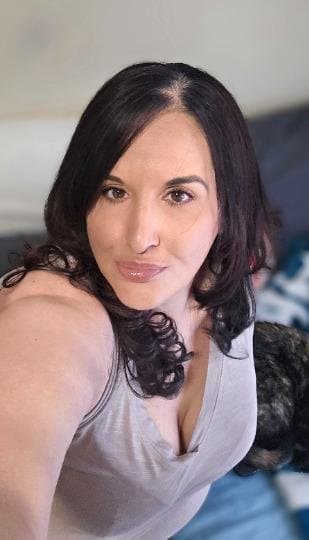 100% REAL. MATURE GRANDMA MILF MOMS actual camera roll nudes leaked check ur moms