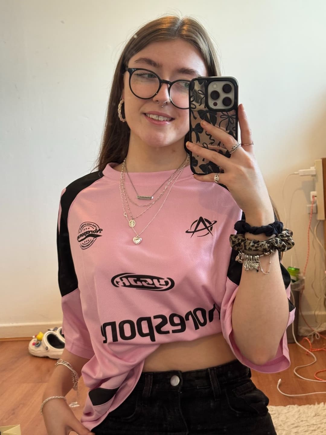 Nerdy Brunette Glasses Girl with Great Tits and a sexy tummy