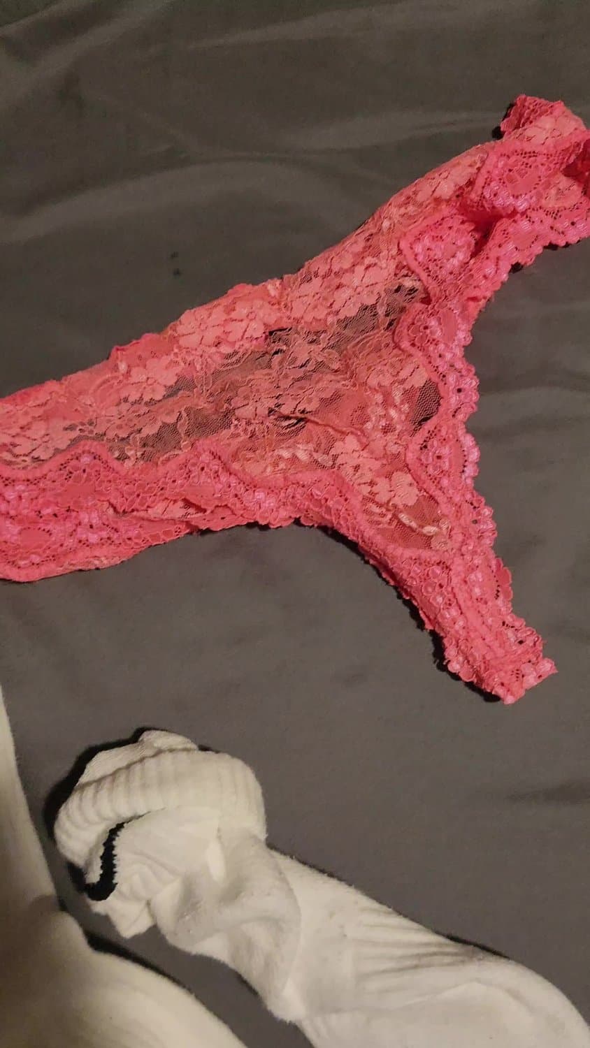 Snatched these when my sis went to go take a shower after school and work?