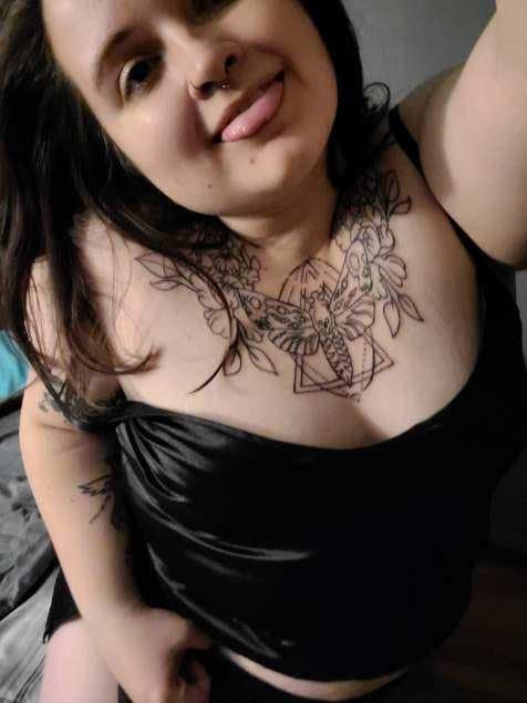 Click to view full size Risk! Krysta Black, 30 Maine