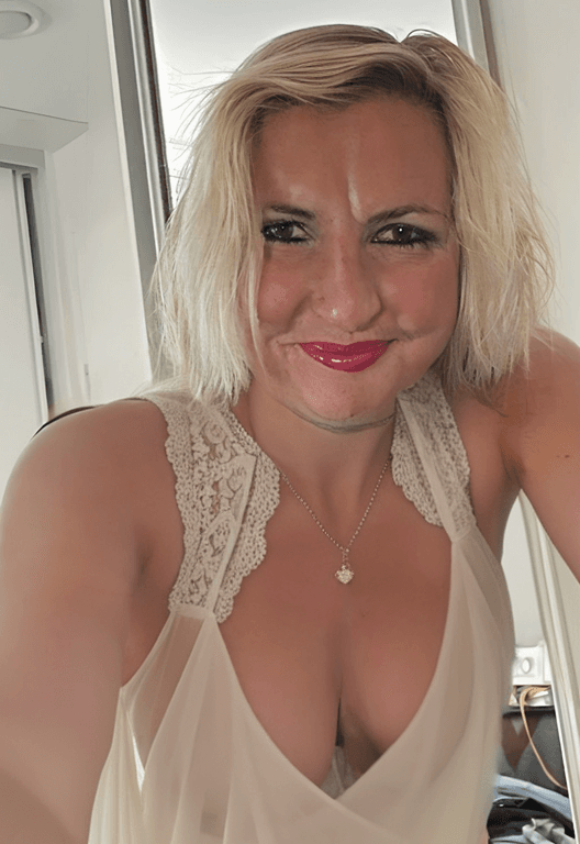 Dildoing & facialized slutwife pt1