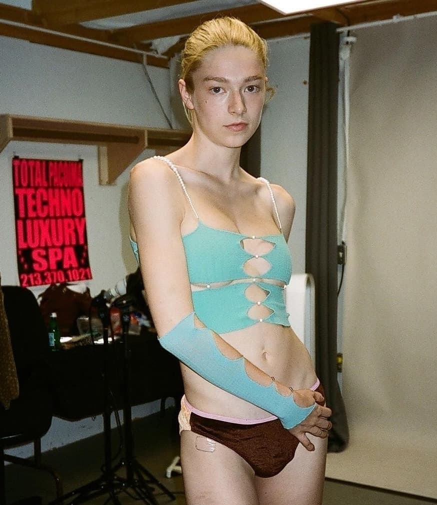 Hunter Schafer TS buldge