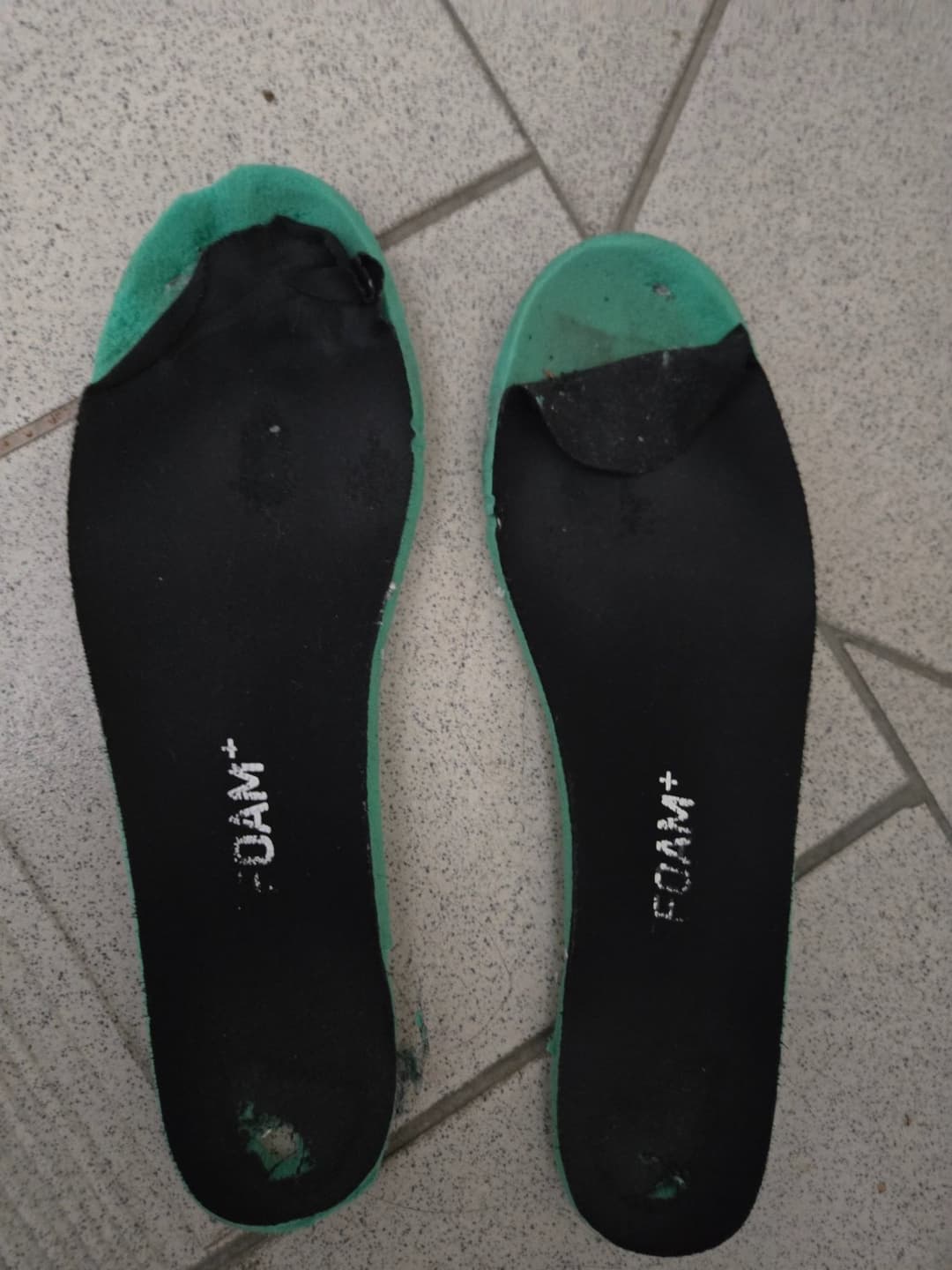 Asian feet / shoes & cum 2