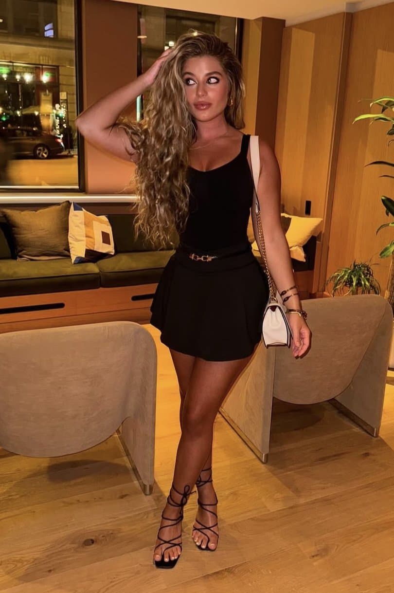 Hailey has nice round boobs and butt