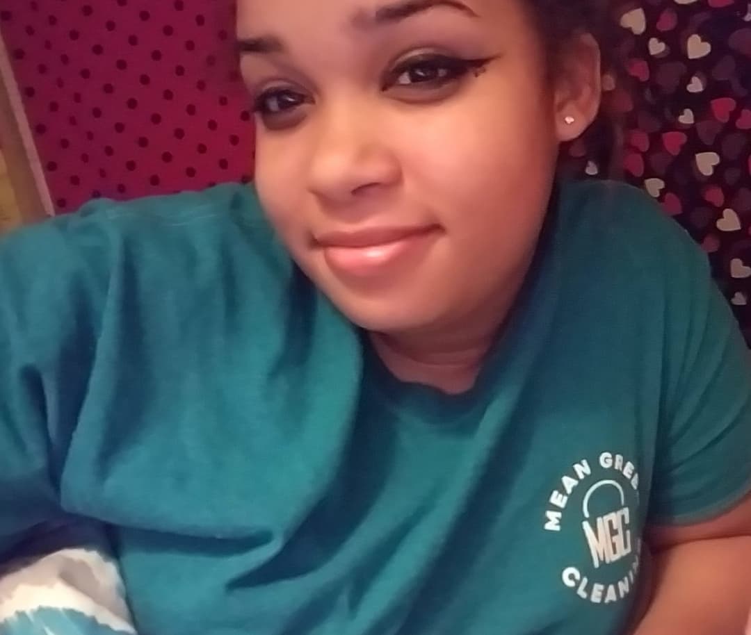 Real Ebony Girlfriend Leaked Rubbing her Clit and Fingering her Webslut Whore Pussy and Shows Nudes