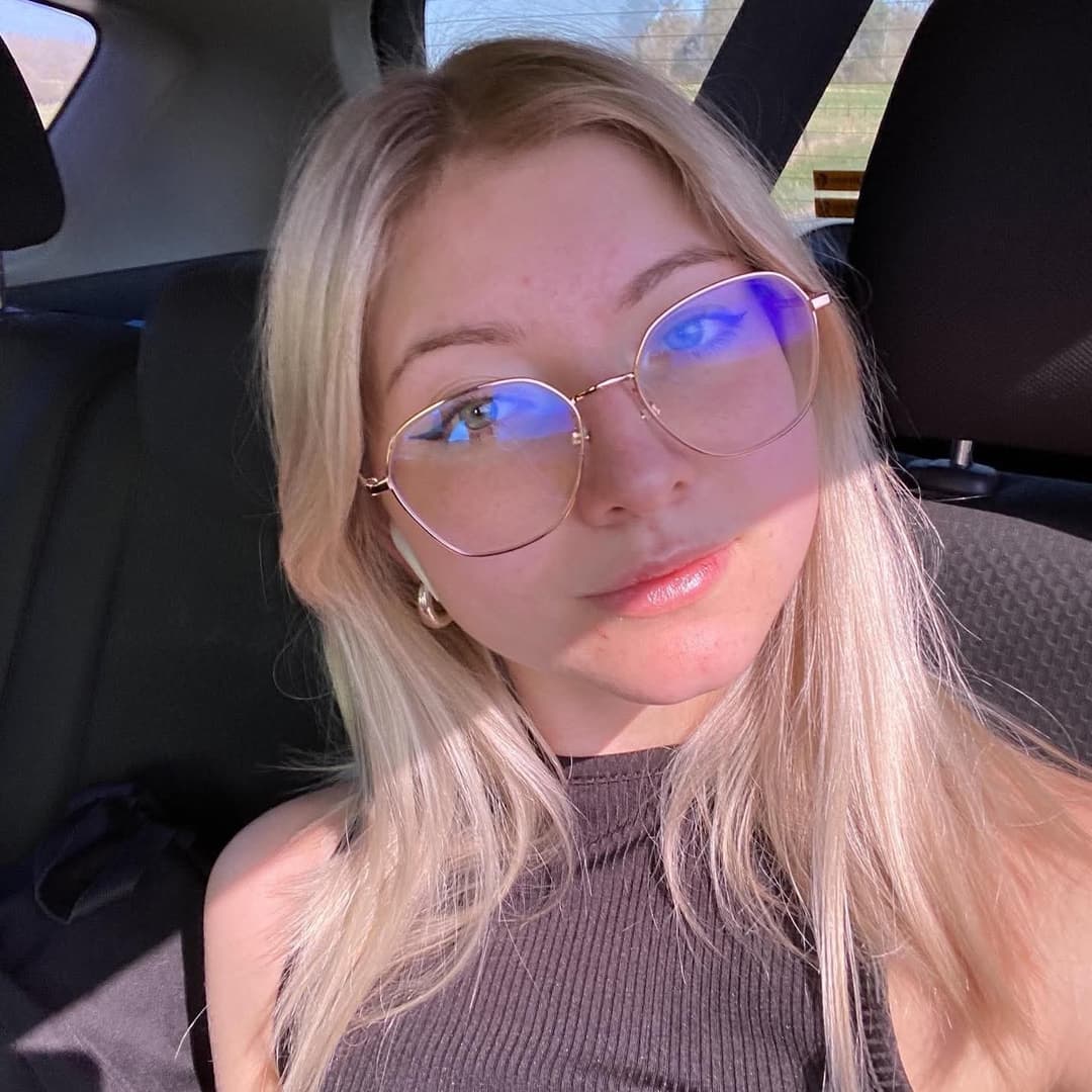 Skinny française exposé