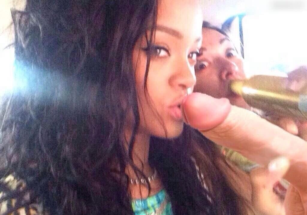 Rihanna Is Such A Beautiful Goddess Slut How Could You Not Resist A Edging Session ??